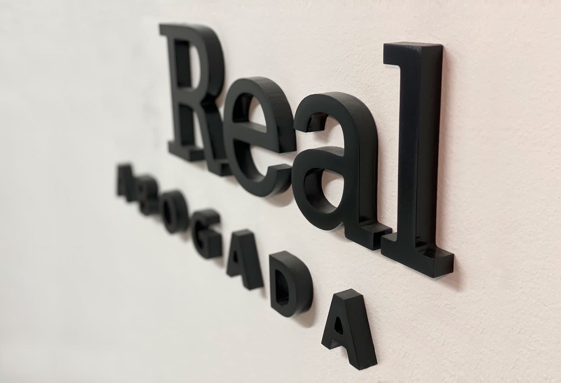 Experta en asesoramiento jurídico y abogacía